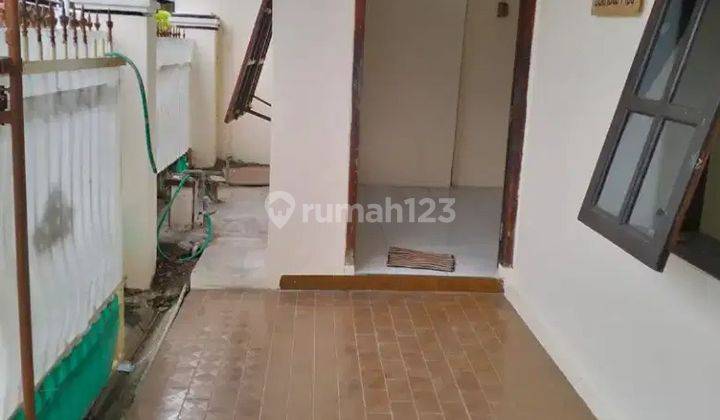 Rumah Bagus Unfurnished SHM di Dijual Rumah Manukan Rejo Surabaya
, Surabaya 2