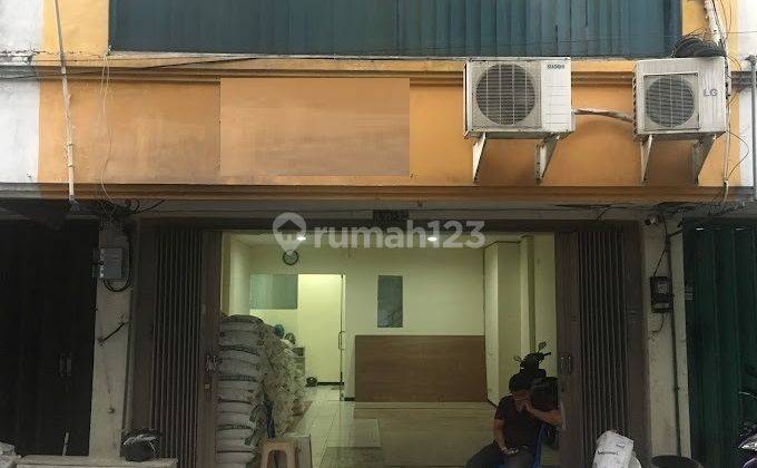 Ruko di Dijual Ruko Surya Inti Permata Jemur Andayani Surabaya, Surabaya 240 M Bagus SHM 1