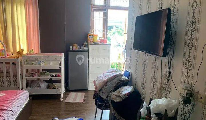 Rumah 2 Lantai Bagus Unfurnished SHM di Dijual Rumah Graha Indah Gayung Kebonsari Surabaya
, Surabaya 2