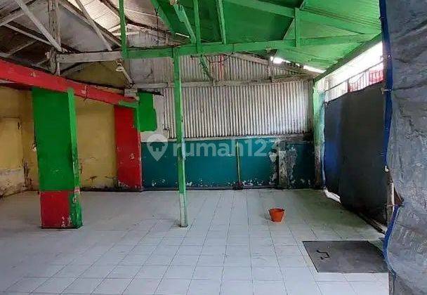 Rumah Kontrakan Bagus Unfurnished SHM di Disewakan Rumah Usaha Raya Mulyosari Surabaya
, Surabaya 2