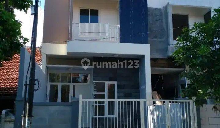 Rumah 2 Lantai Bagus Unfurnished SHM di Dijual Rumah Rungkut Asri Timur Surabaya

, Surabaya 1