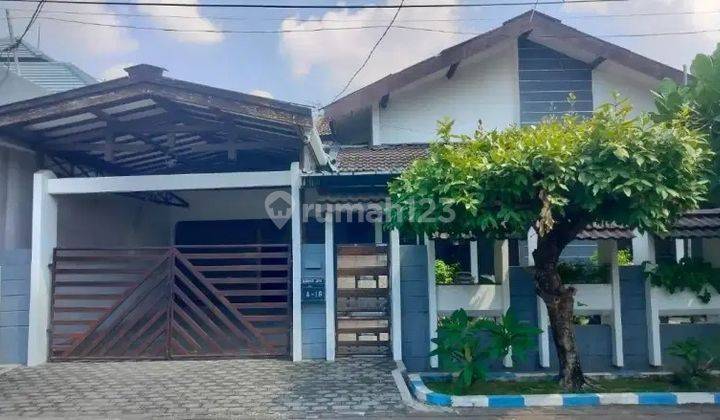 Rumah Bagus Unfurnished SHM di Dijual Rumah Manyar Jaya Surabaya
, Surabaya 1