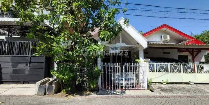 Rumah 2 Lantai Bagus Unfurnished SHM di Dijual Rumah Klampis Harapan Surabaya, Surabaya 1