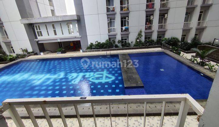 Balkon lgs Pool‼️Apartemen Bale Hinggil view istimewa
 3