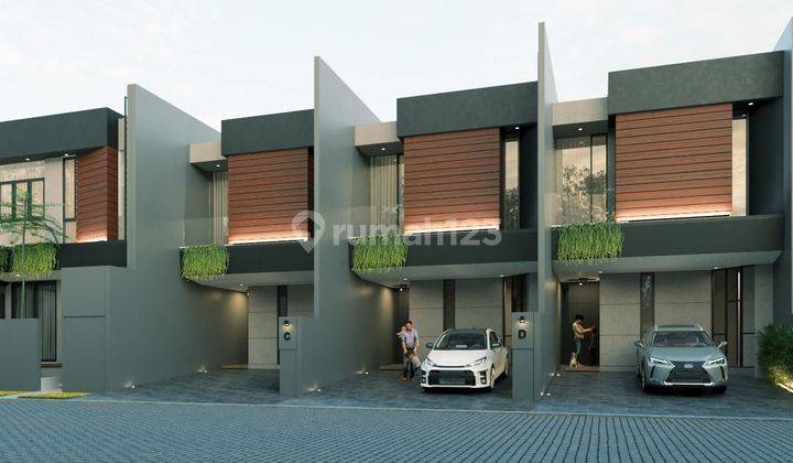 Rumah baru Kutisari Indah Row jalan 4 mobil lebar 9,5 meter wow bangunan lega
 2