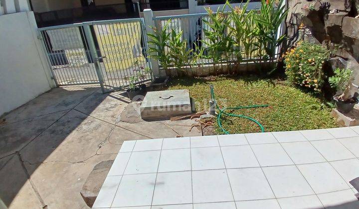 Dijual Rumah SDPS 50 meter ke raya bukit darmo boulevard dekat hartono BDG BCA dan lenmarc mall dan hr muhammad dan Pakuwon mall
 2