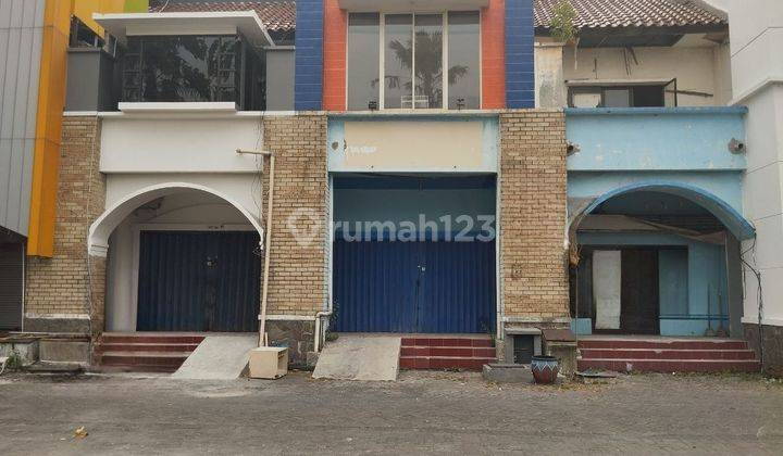 Disewakan Cocok Untuk Kantor, Cafe, Lokasi Strategis Dekat Upn sewa Cepat Ruko 3 Lantai Purimas 1