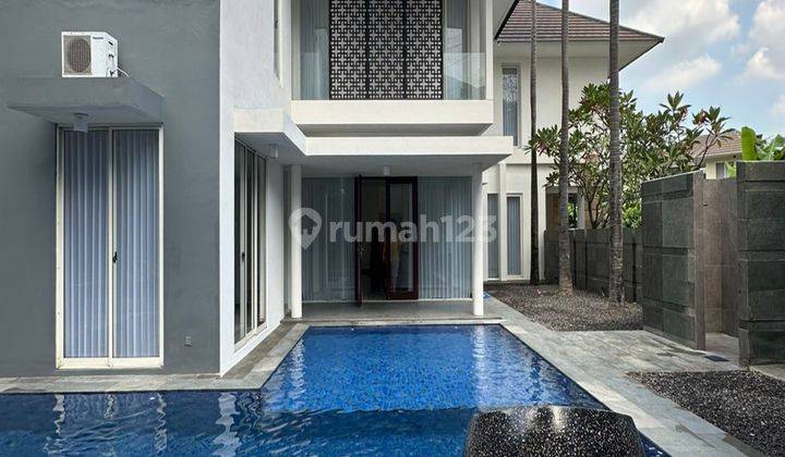 Royal Residences, Model Villa, Kolam Renang, Furnished, Siap Huni 2