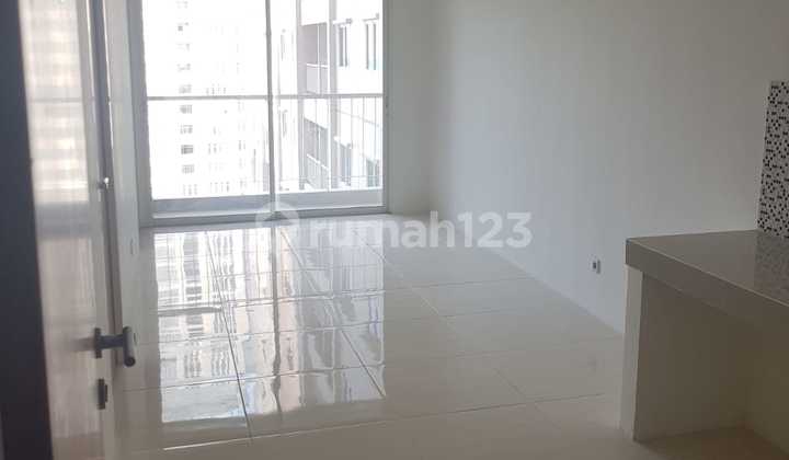 Puncak Bukit Golf Apartment West Surabaya