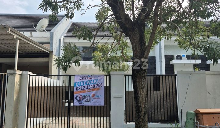 Rumah Siap Huni Dekat Graha Natura Sekolah Internasional. G Walk Surabaya Barat Rumah Siap Huni Dekat Graha Natura Sekolah Internasional. G Walk Surabaya Barat