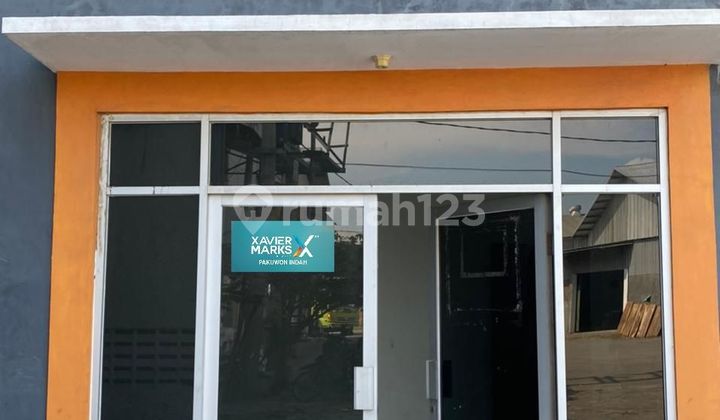 Gudang Kepatihan Industri Menganti Gresik Jawa Timur Gudang Kepatihan Industri Menganti Gresik Jawa Timur