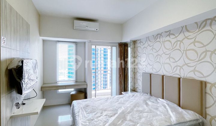 Ready-to-Occupy Orchard Apartment Connected to Pakuwon Mall West Surabaya