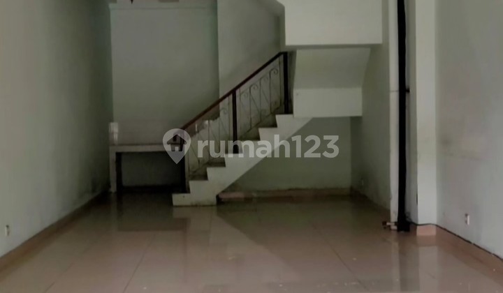 Tokan Waterplace, Pakuwon Indah West Surabaya 2