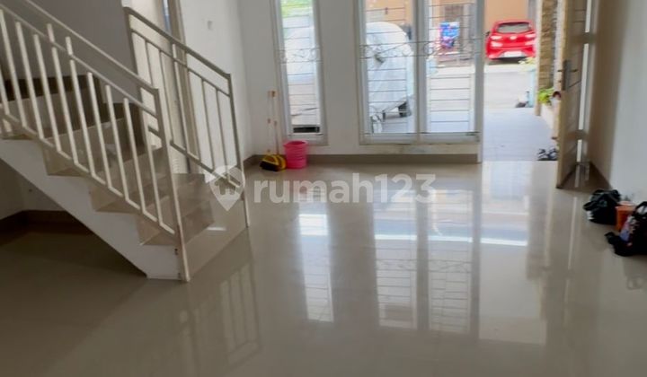Rumah Dua Lantai Murah Dekat Pasar Intermoda Bsd dan Stasiun Cisauk 2