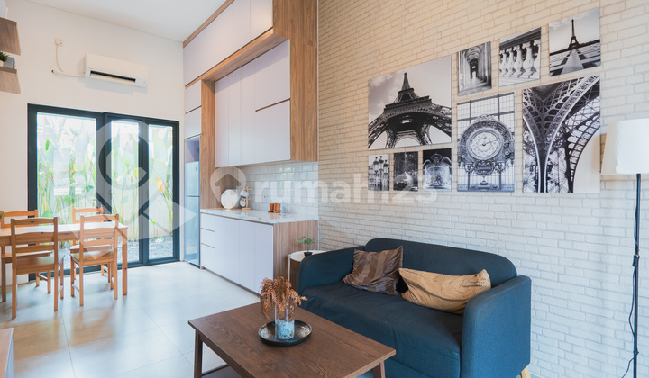 Canyon Boulevard type housing by Kultura Properties