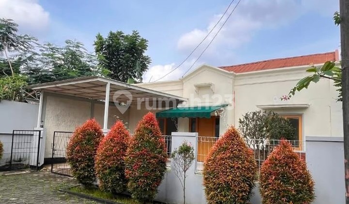 Rumah di Tangerang Selatan Graha Bintaro Vaza Living Rumah di Tangerang Selatan Graha Bintaro Vaza Living