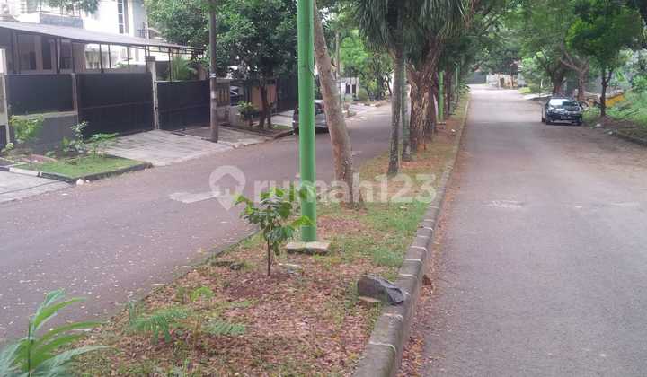 Rumah Strategis Di Serpong Tangerang Selatan  2