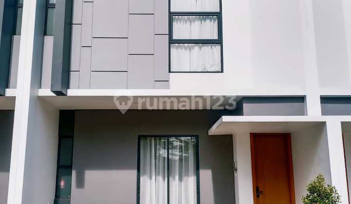 Rumah 2 Lantai Siap Huni Harga 1.3 Man Sarua Ciputat Rumah 2 Lantai Siap Huni Harga 1.3 Man Sarua Ciputat