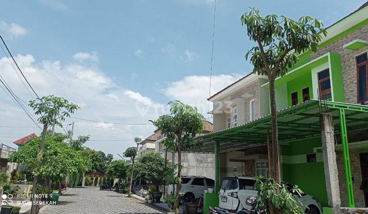 Rumah 2 Lantai Baru Furnished SHM Mojolaban Sukoharjo Jawa Tengah 2