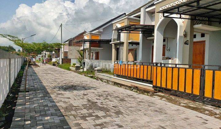 Rumah Baru Furnished SHM di Baki, Sukoharjo  2