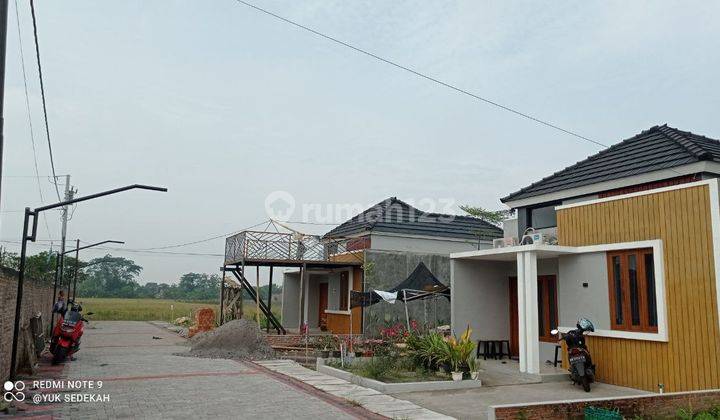 Rumah Baru Furnished SHM di Perumahan Surya Kencana Residen 2