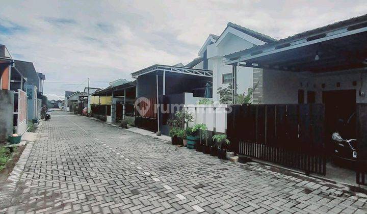 Rumah Furnished Bagus SHM - Sertifikat Hak Milik di Sukoharjo 1