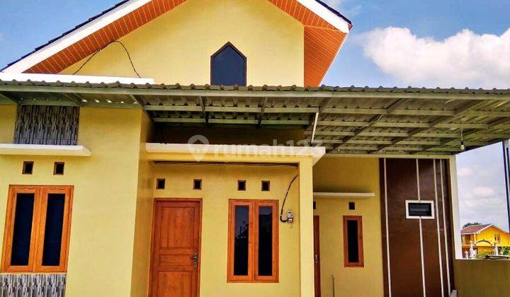 Rumah Baru Furnished SHM di Kertonatan Kartasura Cluster 2