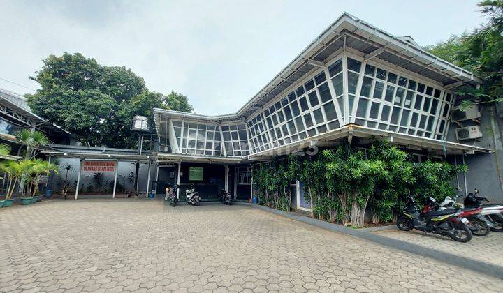Tanah Bangunan Kantor Untuk Usaha Di Area Komersil Kebayoran Lama 1