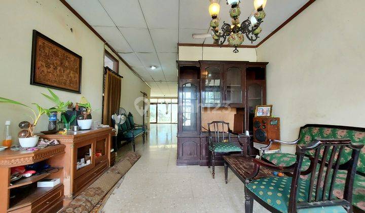 Rumah Rapi Terawat Lokasi Strategis Dalam Komplek Di Tendean 2