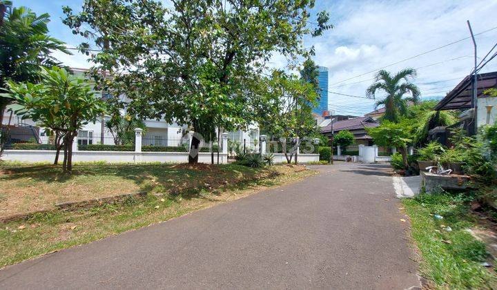 Rumah Rapi Terawat Lokasi Strategis Dalam Komplek Di Tendean 10