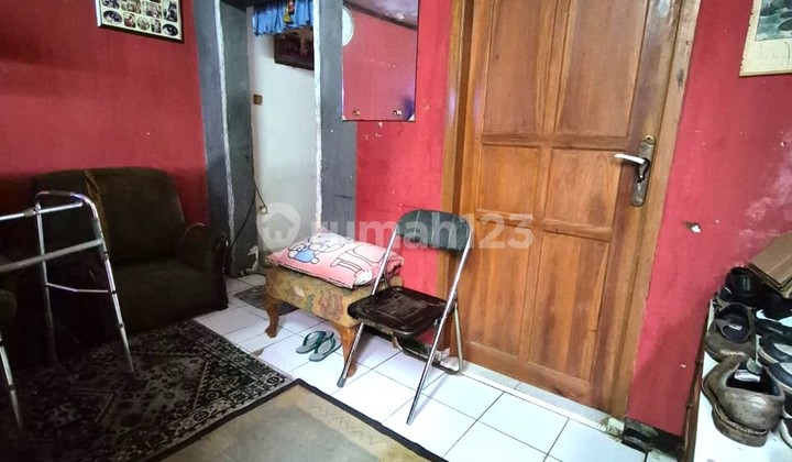 Minimalist House in Cinere Complex 1 Floor Strategic Location 2