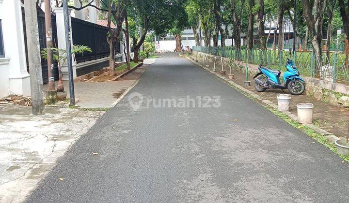 Rumah Kebayoran Baru Di Jl Martimbang 2