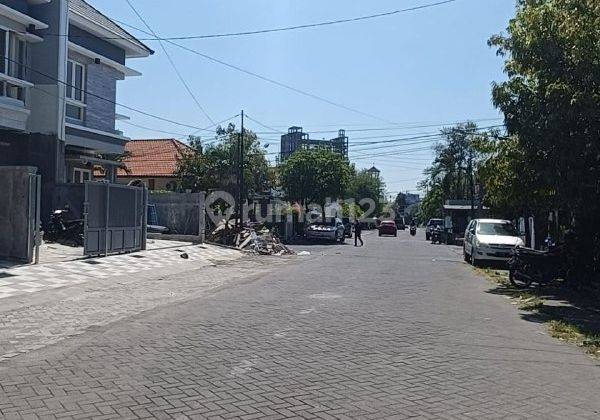 RUMAH BARU GRESS, MODERN MINIMALIS, SIAP HUNI, JEMURSARI TIMUR  2