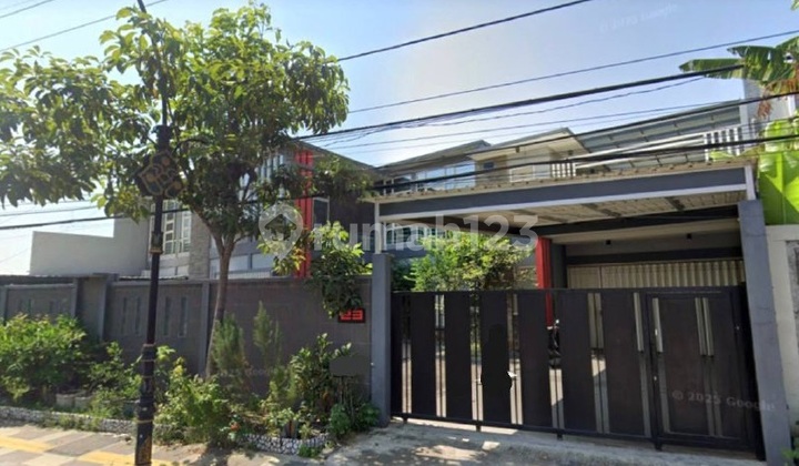 House and Office on Jl Harun Thohir, Strategic Location in the City Center House and Office on Jl Harun Thohir, Strategic Location in the City Center