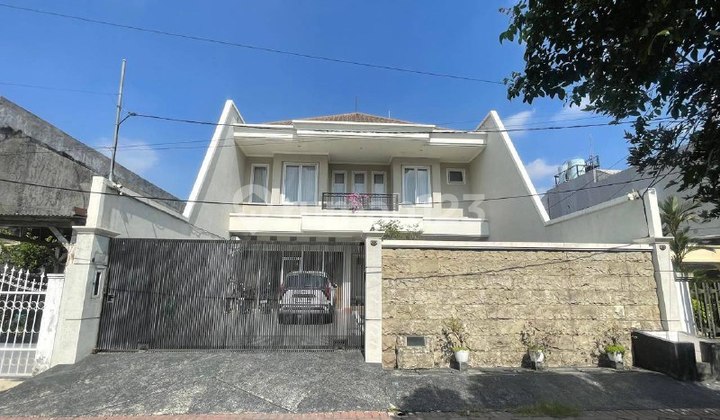 Rumah Di Simpang Darmo Permai Utara Surabaya Bagus 2 Lantai Rumah Di Simpang Darmo Permai Utara Surabaya Bagus 2 Lantai