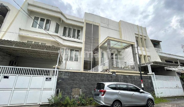 Rumah Dan Kantor Di Karang Empat Surabaya Bagus Terawat  