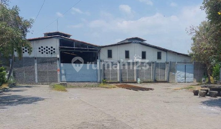 Bangunan Ex Pabrik Raya Gading Pasuruan Lokasi Strategis  