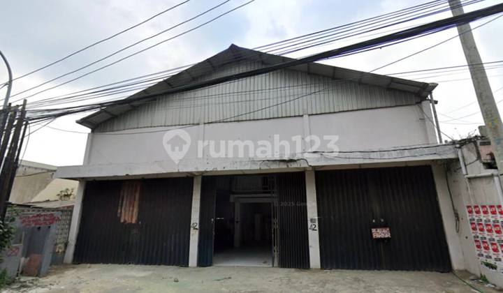 Warehouse on Manukan Kulon Main Road, Surabaya, Strategic and Affordable