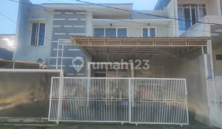 House in Prapen Indah Timur Surabaya is Nice and Well-Maintained. 2