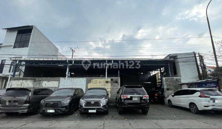 RUMAH USAHA (BENGKEL) MURAH DI DEPAN PAKUWON CITY  