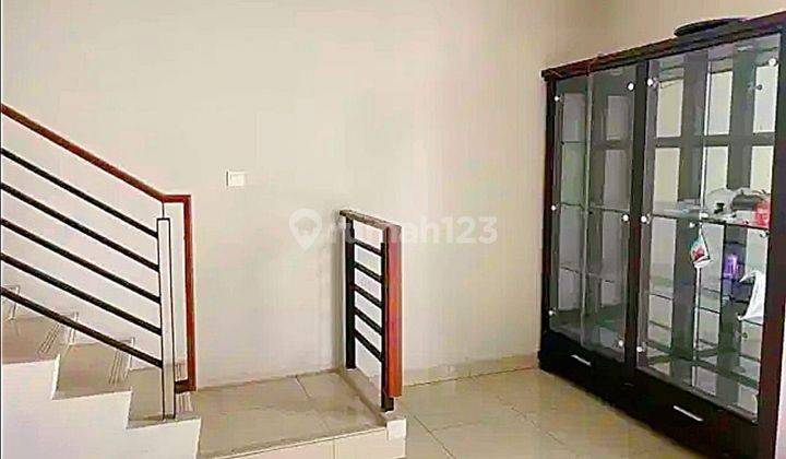 Jual Cepat Rumah  Mewah Summarecon Bekasi 2 Lantai 2