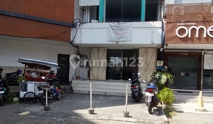 Shop House in Elite Area of North Jakarta 1