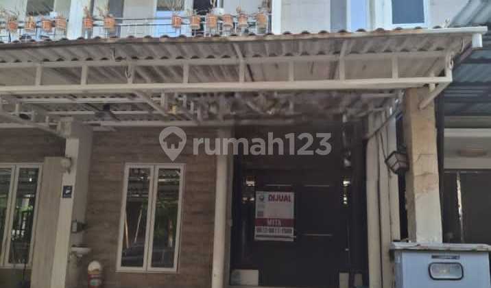 Beautiful House in Elite Cluster