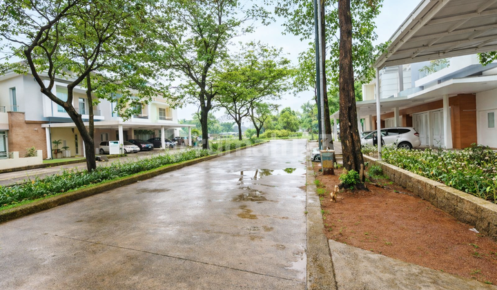 Modern Concept House in a 24-Hour Security Cluster in Bekasi 2