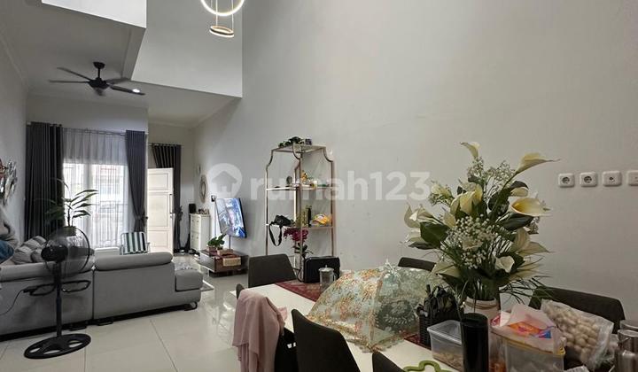 2-Story House Strategically Located Near Culinary Area in East Jakarta