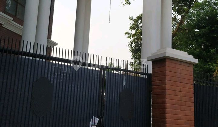 Beautiful House For Sale In An Elite Area Beautiful House For Sale In An Elite Area