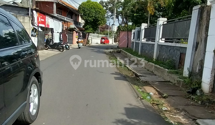 Rumah Masih Kondisi Bagus Dan Rapih Di Jakarta Selatan