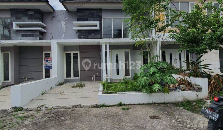 Rumah Dekat Bandara Juanda Dijual Cepat 1