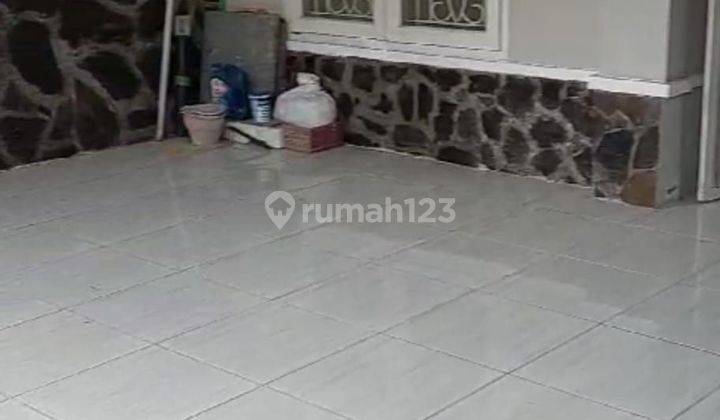 Rumah Bu Cepat Perum Gunung Anyar  2