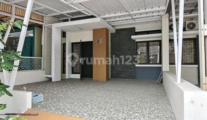 For Quick Sale: House in Harapan Mulya Regency, Acacia Cluster, Tarumajaya, Bekasi.